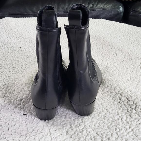 Veronica Beard Lada Chelsea Boot Black Leather size 6M - Picture 4 of 7